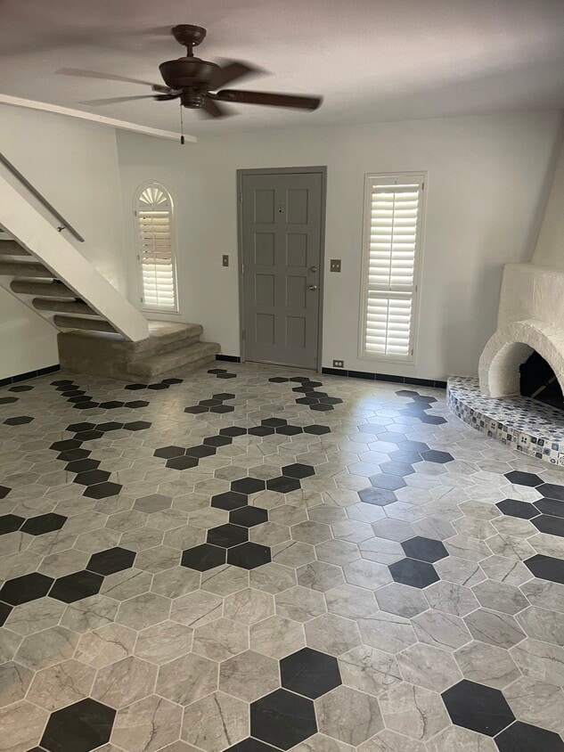 Foto principal - 8445 S 48th St