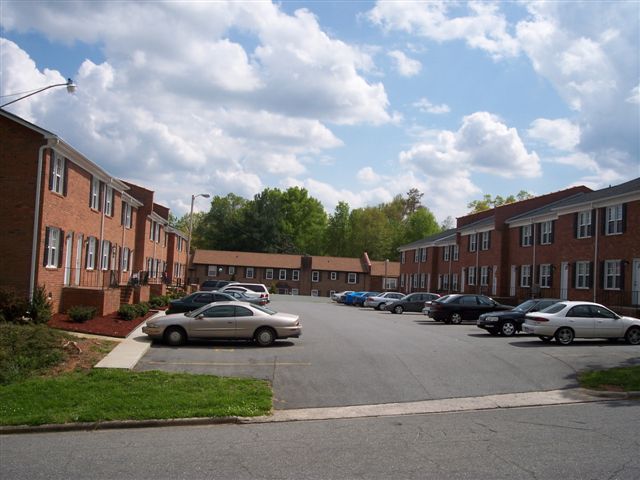 Foto del edificio - Nottingham Townhomes
