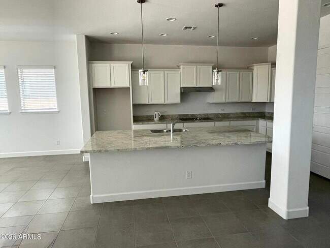 Foto del edificio - 9931 E Tesla Ave