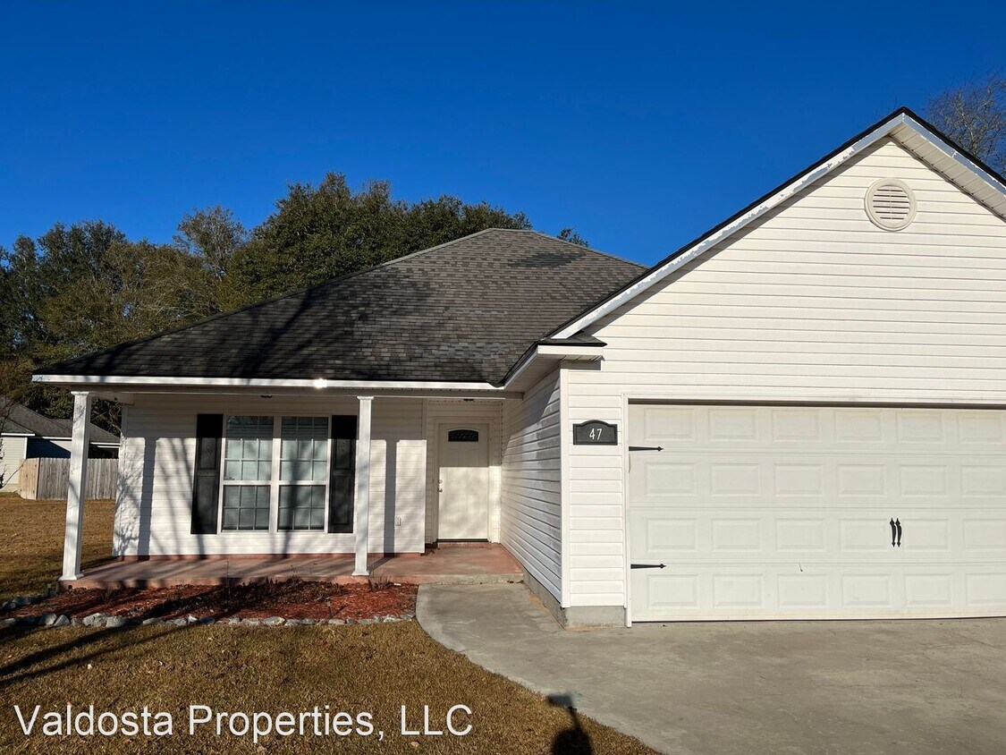 47 Eleanor Pl, Ray City, GA 31645 House Rental in Ray City, GA