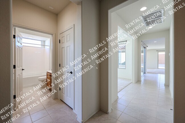 Building Photo - 18675 N 268th Ave