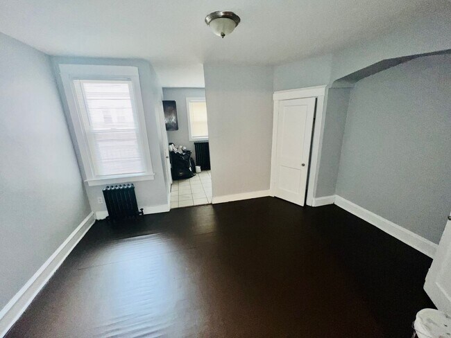 Foto del edificio - Newly Updated Three Bedroom Home with New ...