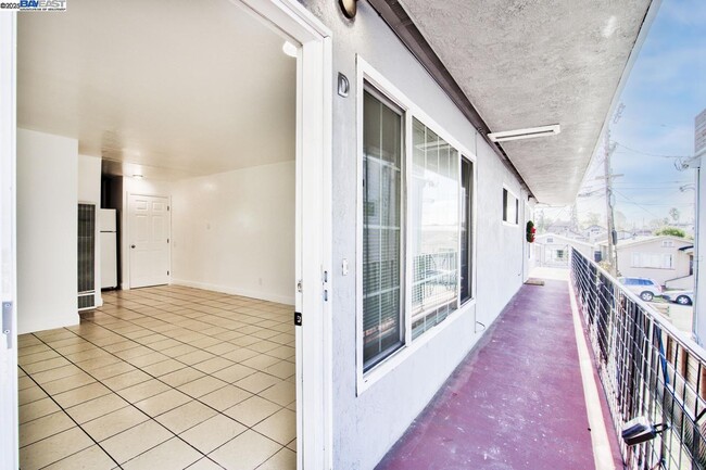 Building Photo - 1813 63rd St