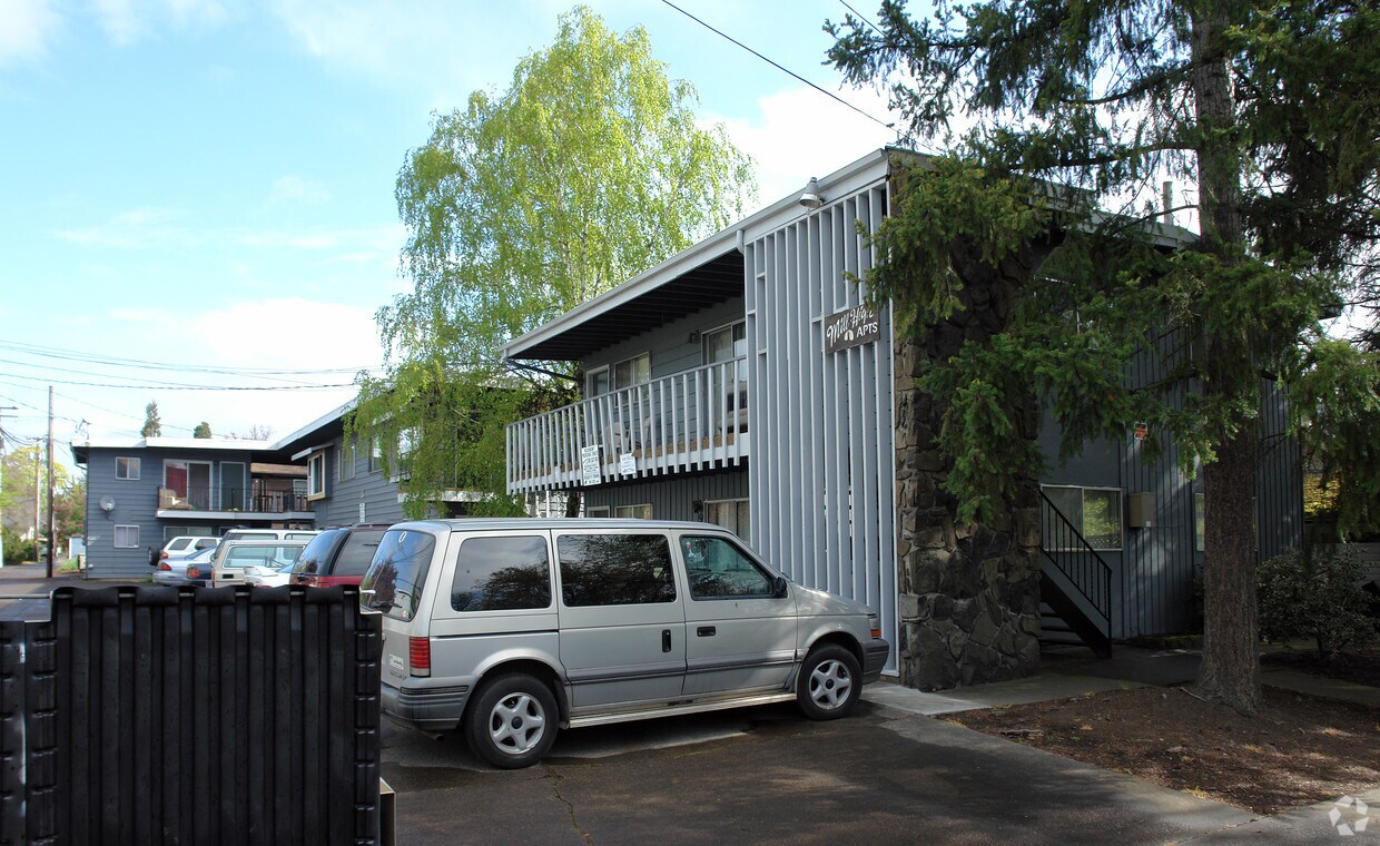 Building Photo - Mill High