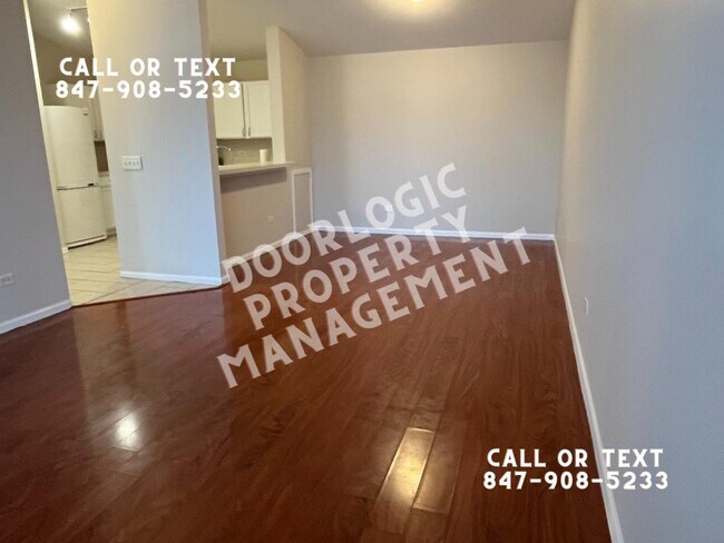 Foto del edificio - 1127 Silverstone Dr