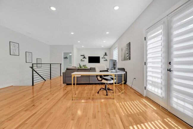 Foto del edificio - 1416 22nd St SE