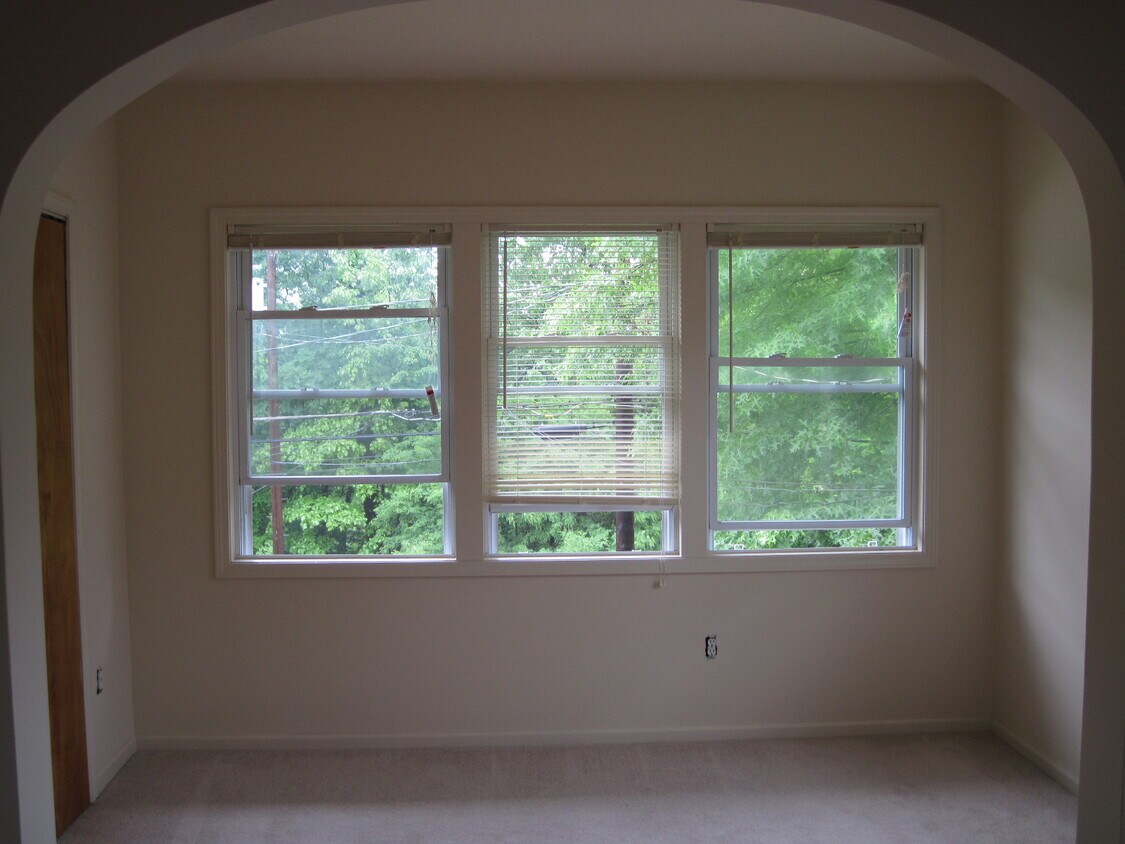 Overlooks Gorge Park - 1494 Front St