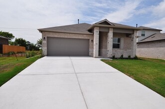 Building Photo - 2125 Alamo Heights Ave