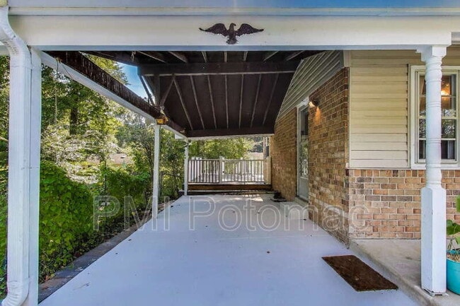 Foto del edificio - 5406 Parkvale Terrace