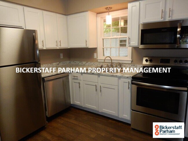 Building Photo - Charming Brick House, Located off of St. M...