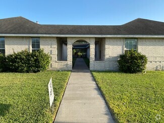 Building Photo - 717 W Bronze Dr