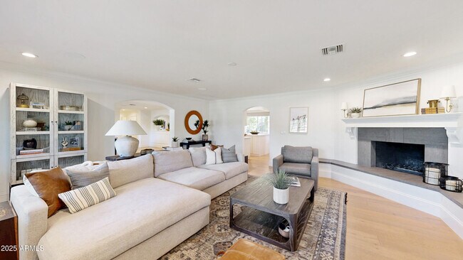 Foto del edificio - 4701 N Dromedary Rd