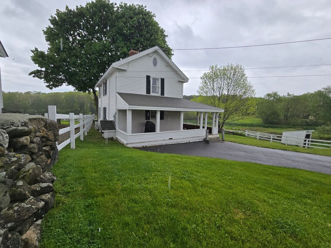 Primary Photo - 25 Rockbottom Rd
