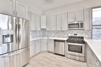 Building Photo - 1542 N Oakley Blvd