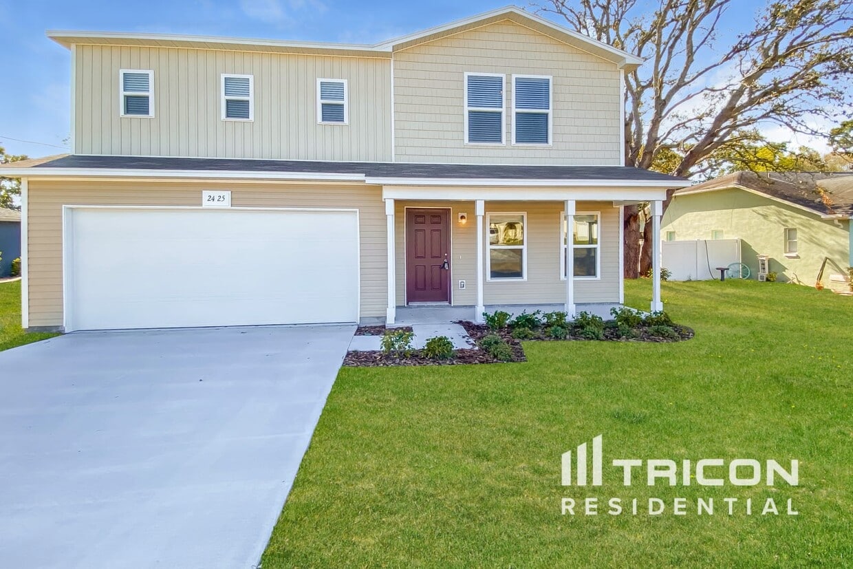 Primary Photo - 2425 Lake Forest Ave