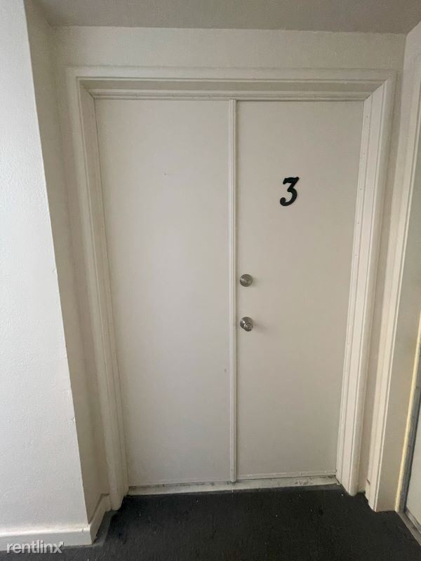 Building Photo - 2 br, 1 bath 4plex - 1304 International Bl...