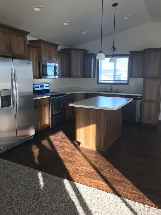 Foto del edificio - 3 Bed 2. Bath Single Family Home