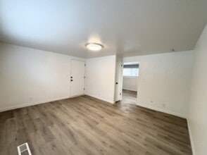 Building Photo - 1401 S 300 E
