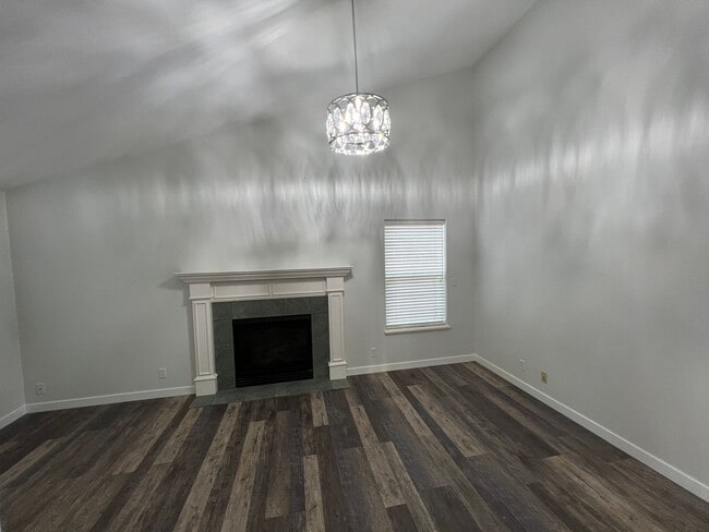 Building Photo - 4 bedroom - 2 Bath Harvest Ridge Home- ava...