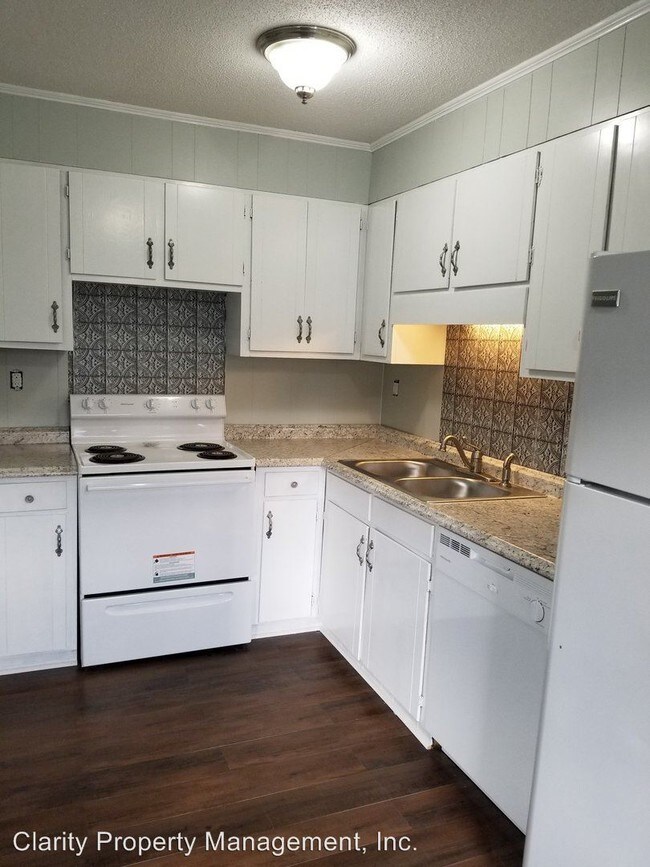 Foto del edificio - 1380 Village Oaks Cir NW
