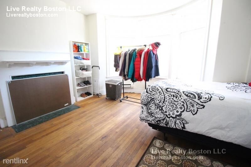 Primary Photo - 4 br, 2 bath Apartment - 67 Harvard Ave