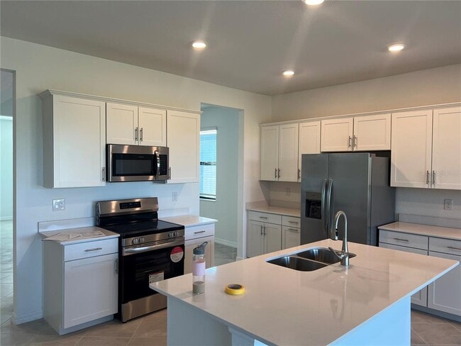 Building Photo - 17333 Luminous Ave