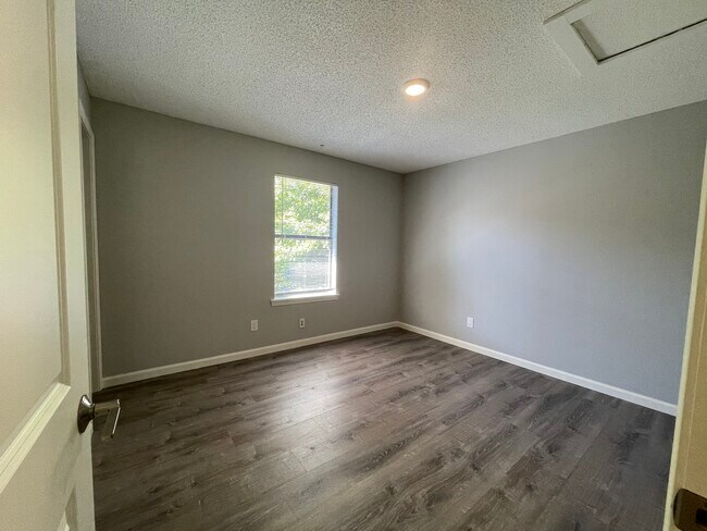 Dormitorio - 210 Mt Hope Ct