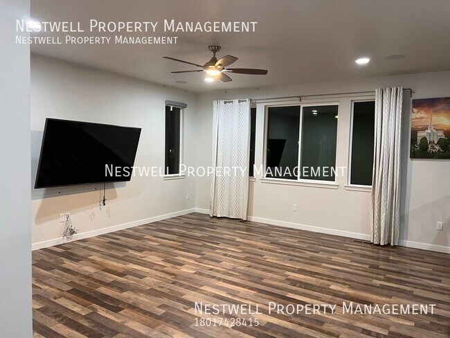 Building Photo - Amazing 5-bed Home in Herriman