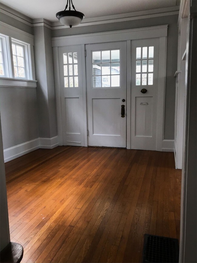 Foto del edificio - 819 29th St S