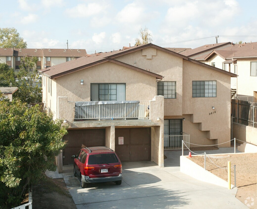 Building Photo - 2616-2620 Highland Ave