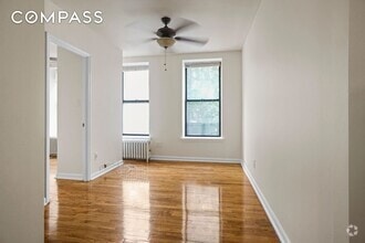 Building Photo - 270 E 78th St