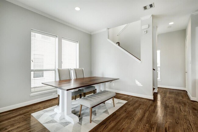 Foto del edificio - 2322 Bastrop St