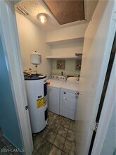 Building Photo - 152 SW 47th Terrace