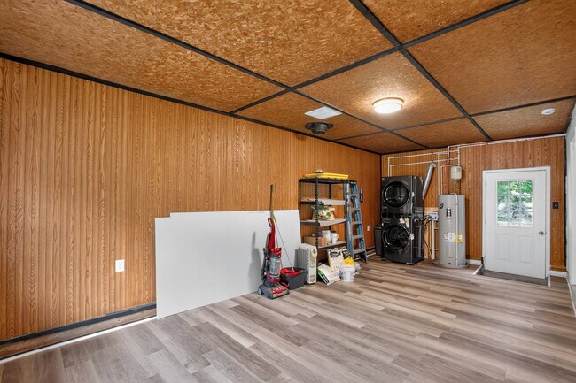 Foto del edificio - 21465 Indian Bridge Rd