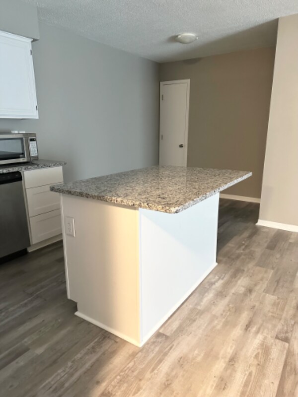 15436 Ashley Ct, MI 48044 House Rental in MI