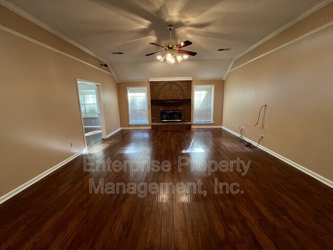 Foto del edificio - 384 Walnut Trace Dr