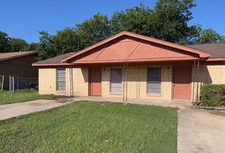 Building Photo - 1504 Indian Trail