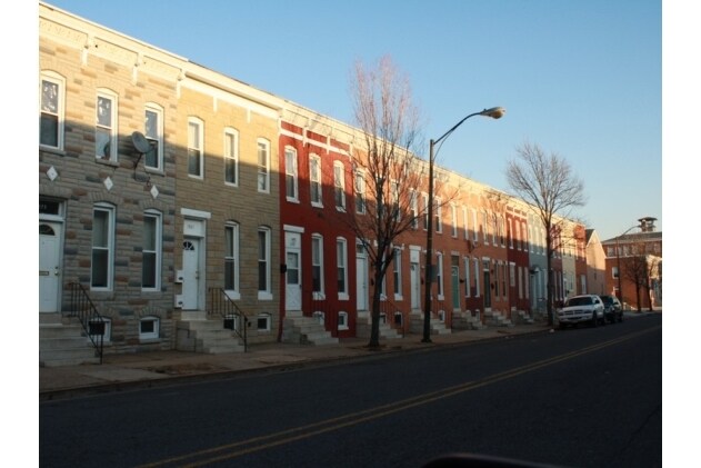 Building Photo - 1500-1560 N Carey St