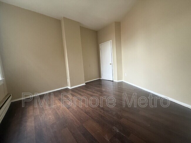 Foto del edificio - 720 Newington Ave
