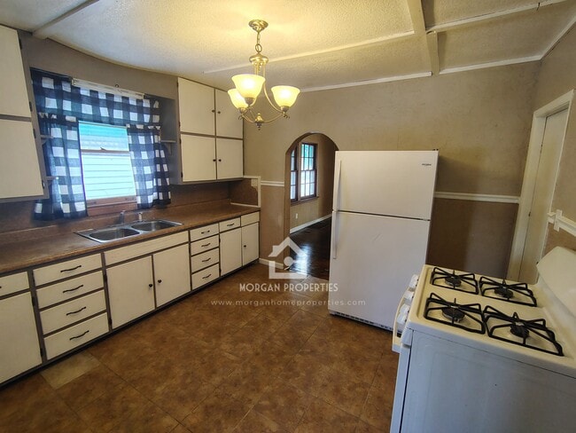 Foto del edificio - 140 W 16th St