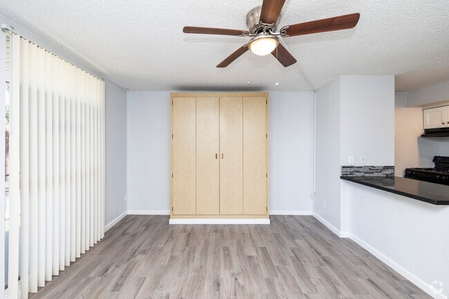 Studio - 450SF - Living Room - Madrid Courtyard Apartments