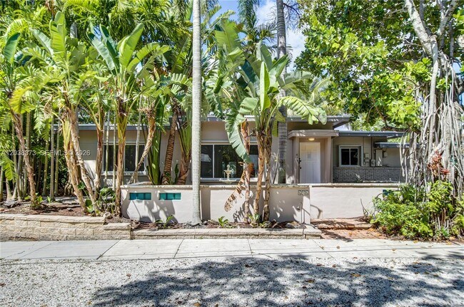Foto del edificio - 616 SW 11th Ct