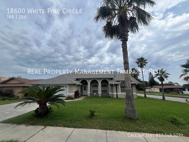 Foto del edificio - 18600 White Pine Cir