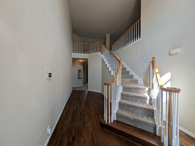 Building Photo - 9914 S 99th E Ave