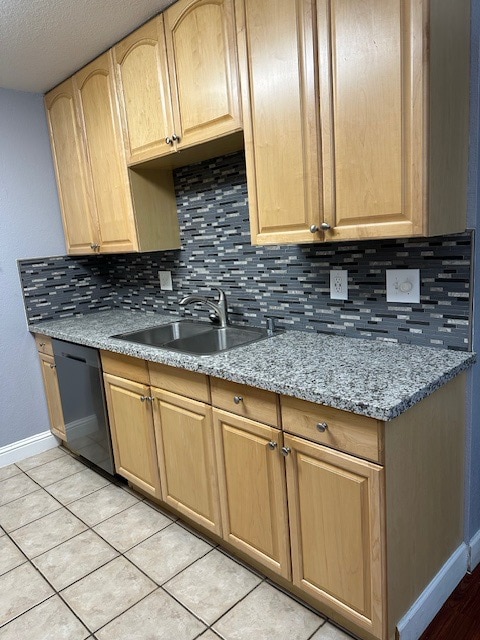Building Photo - 3591 Quail Lakes Dr