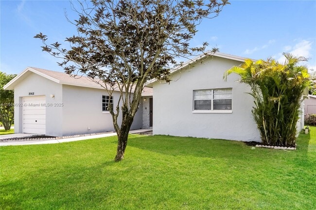 Foto del edificio - 22458 SW 56th Ave