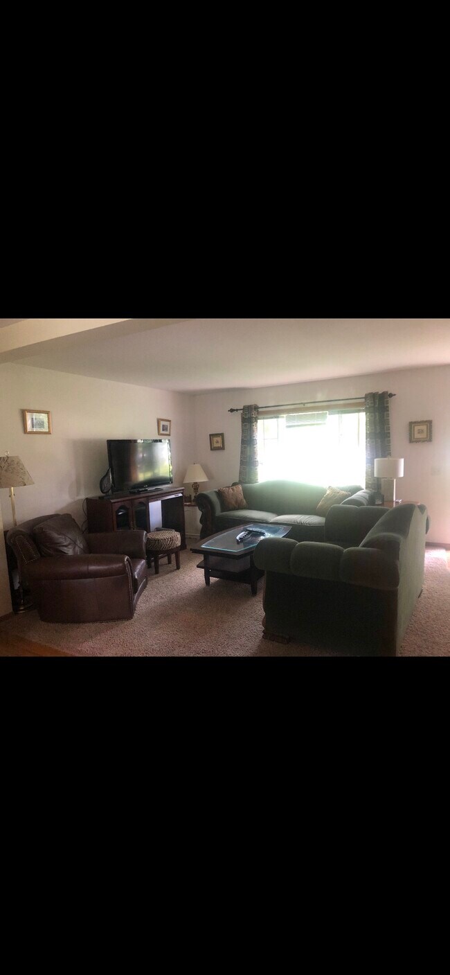 Foto del edificio - 5840 Snug Harbor Rd