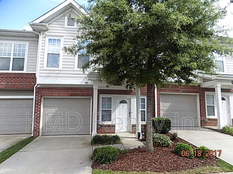 15407 St Christopher Ct, Charlotte, NC 28277 Townhome Rentals in