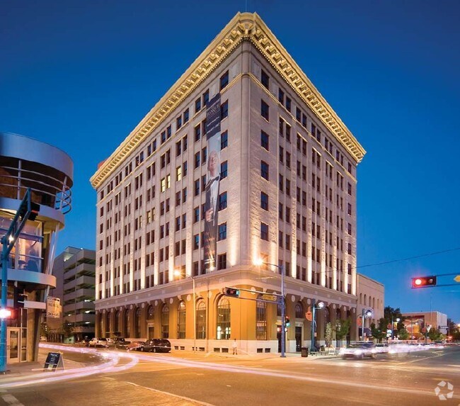 Building Photo - Sunrise Bank
