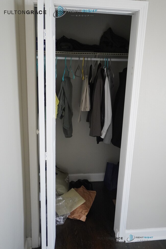 Foto del edificio - 2652 W 23rd Pl